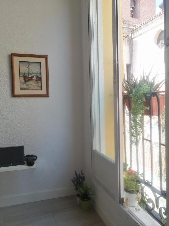 Apartamento En El Rastro Madrid Exterior photo